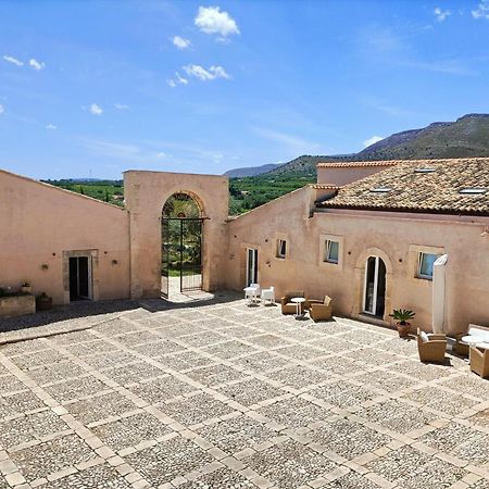 Ballium Luxury Relais Авола Екстериор снимка