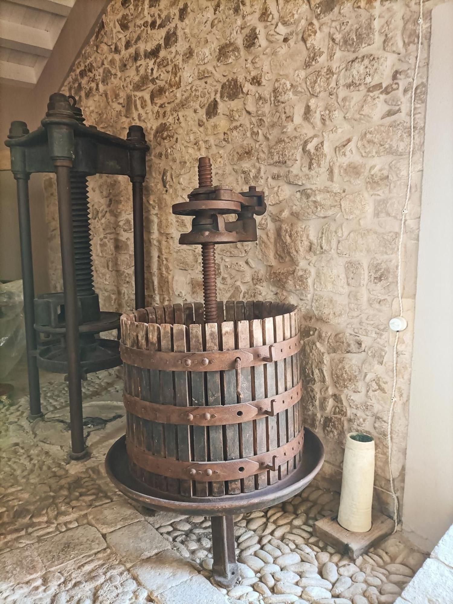 Ballium Luxury Relais Авола Екстериор снимка