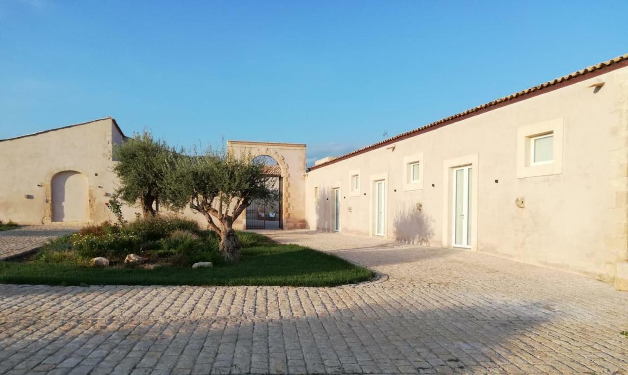 Ballium Luxury Relais Авола Екстериор снимка